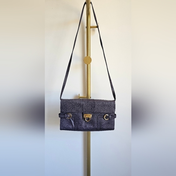 Lord & Taylor Handbags - LORD & TAYLOR vintage purple shoulder bag